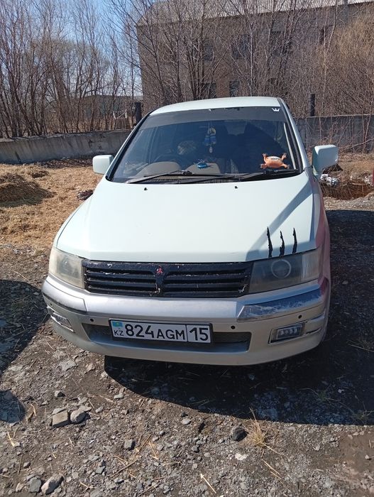 Продам мицсубиси шариот.