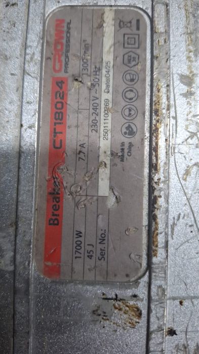 Продам отбойный молоток CROWN CT18024 (HEX)