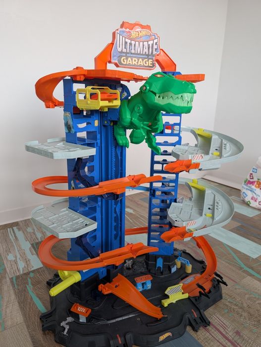 Hot Wheels Ultimate Garage T-rex ca nou