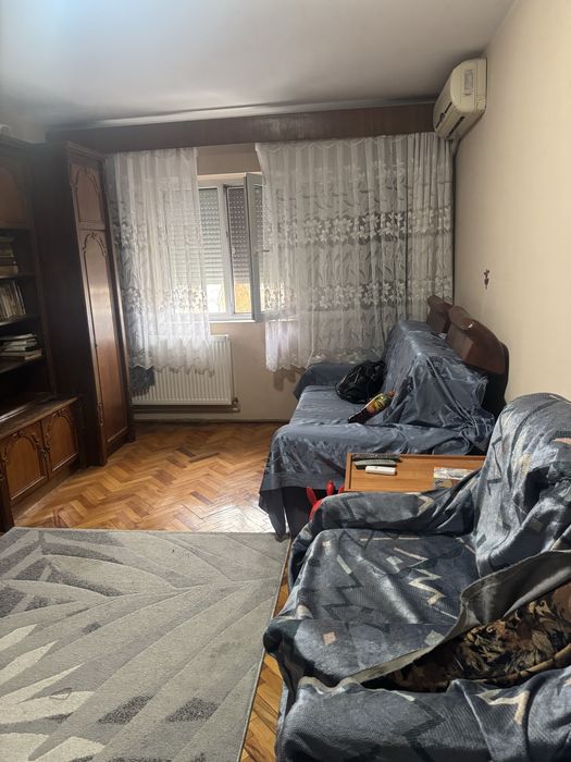 Apartament 2 camere etaj 3/4