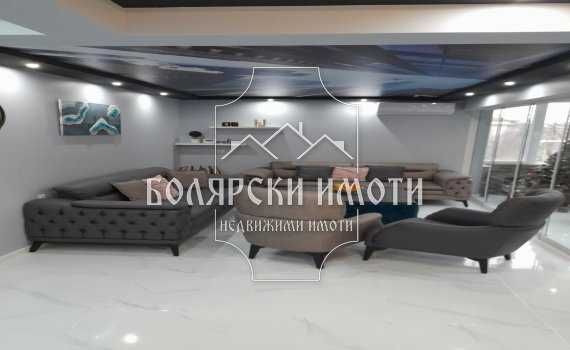 Продава се Четиристаен апартамент в Велико Търново, Център - 160 кв.м за 1407 €/кв.м - Снимка #2