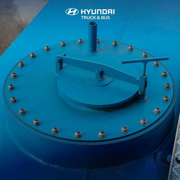 Автоцистерна для технической воды 4 м³ HYUNDAI EX8