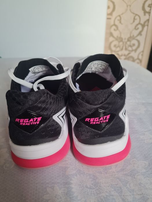 Продам  ждома оригинал  миньки,  новая модель