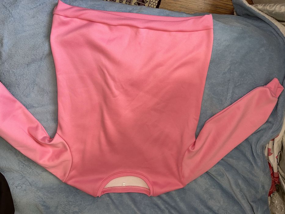 Свитшот розовый новый