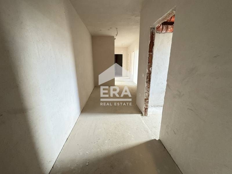 Продава се Тристаен апартамент в к.к. Св.Св. Константин и Елена - 148 кв.м за 2028 €/кв.м - Снимка #7