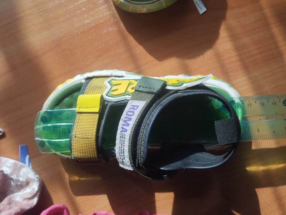 Сандалии на мальчика