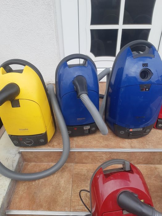 Aspiratoare  Miele, piese si cărucior