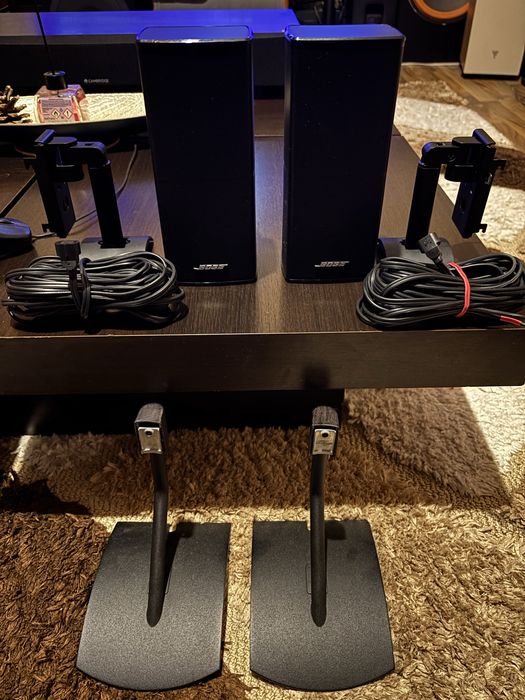 BOSE Jewel Cube Series II Boxe/Sateliți Premium Putere 2x200W cu Standuri sau Suporți de perete si cabluri Originale Preț de MAGAZIN 800 Dolari