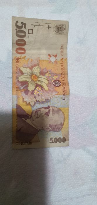 Bani vechi de vânzare