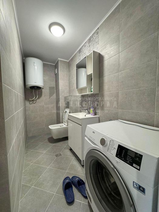 Продава се Тристаен апартамент в Асеновград - 107 кв.м за 1309 €/кв.м - Снимка #11