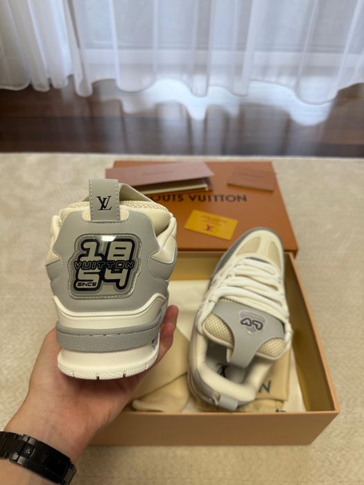 Louis Vuitton Skate ,,Grey”- noi,nefolositi