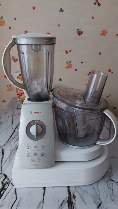 Продам кухонный комбайн