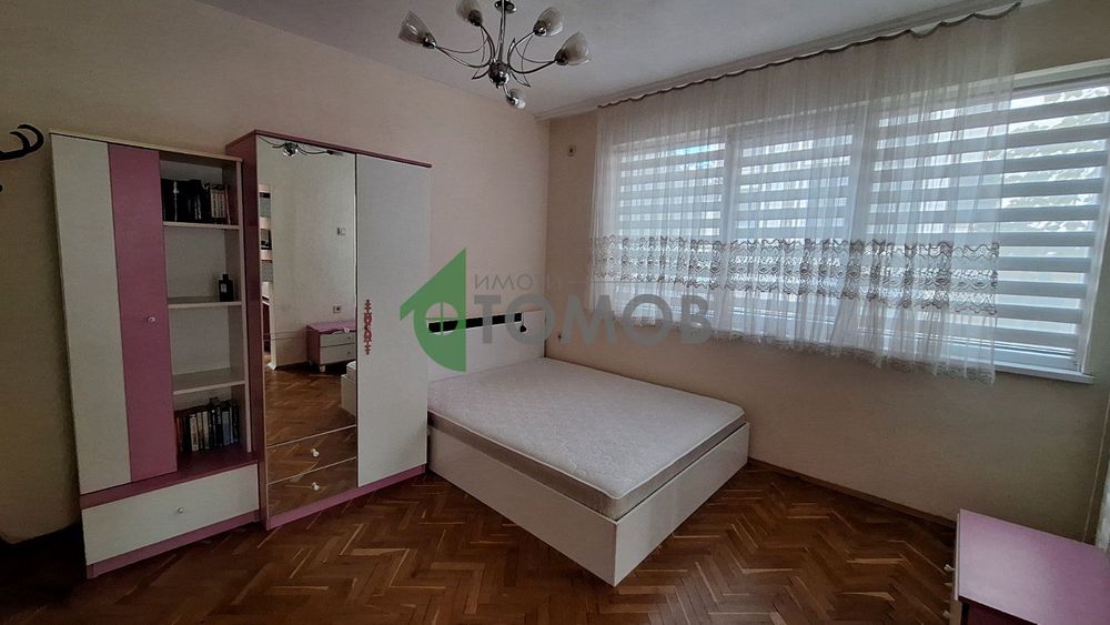 Продава се Тристаен апартамент в Стара Загора, Център - 82 кв.м за 1841 €/кв.м - Снимка #5