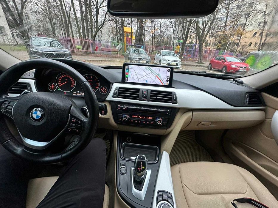 BMW 320d F30 2013 | Cutie Automată | Navi Mare | Piele