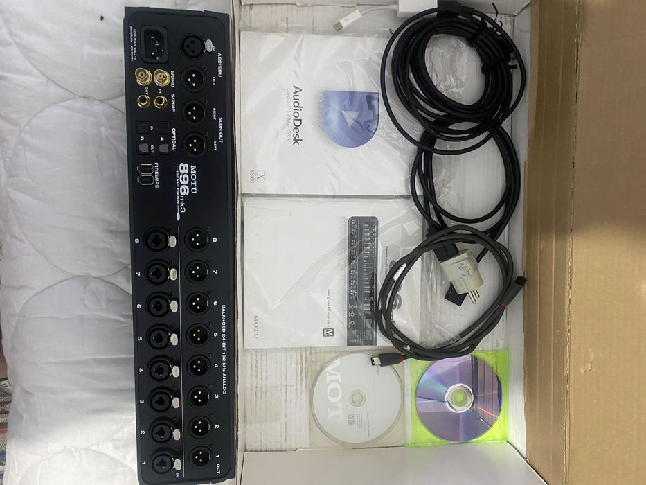 MOTU 896 mk3 farewire audio interface with on-boart effects and mixing