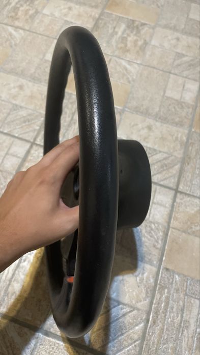 Vand Volan M Tech 1 385mm E30/E28/E24