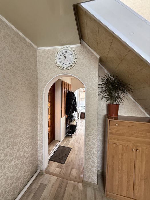 Продам дом двухэтажный