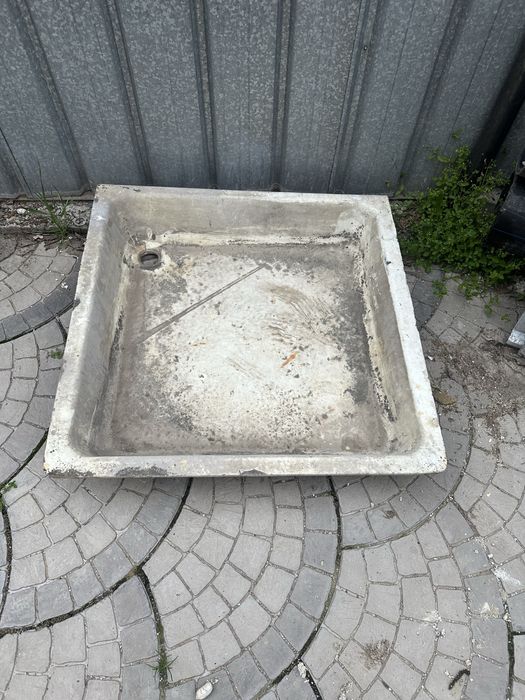 Чугунный поддон