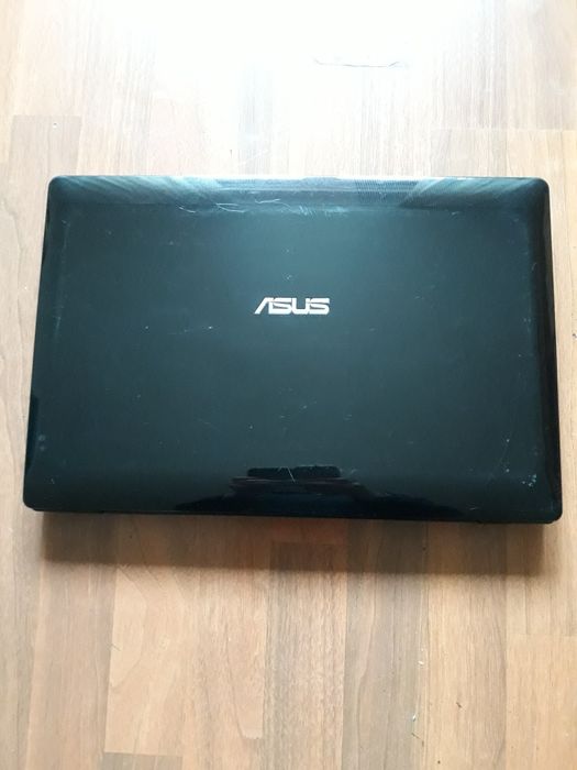 Vând laptop ASUS model N71Jq
