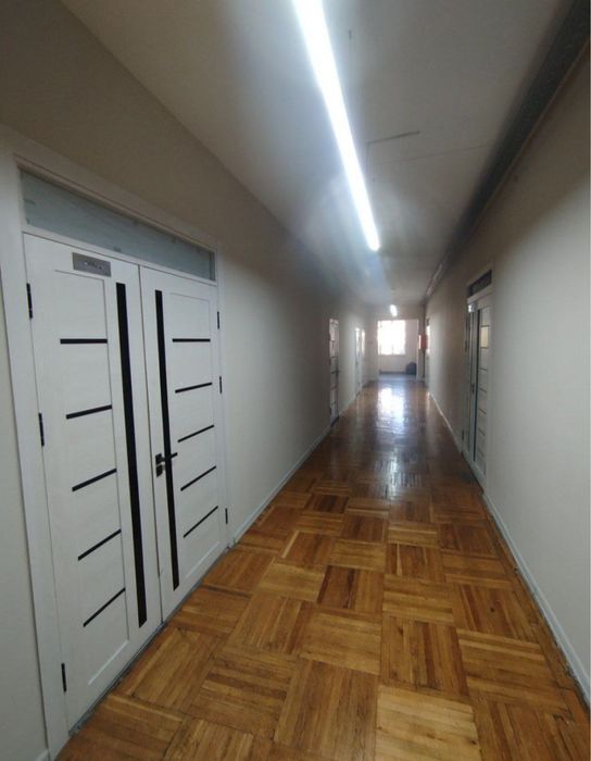 Офис в центре ор.Метро Мустакиллик