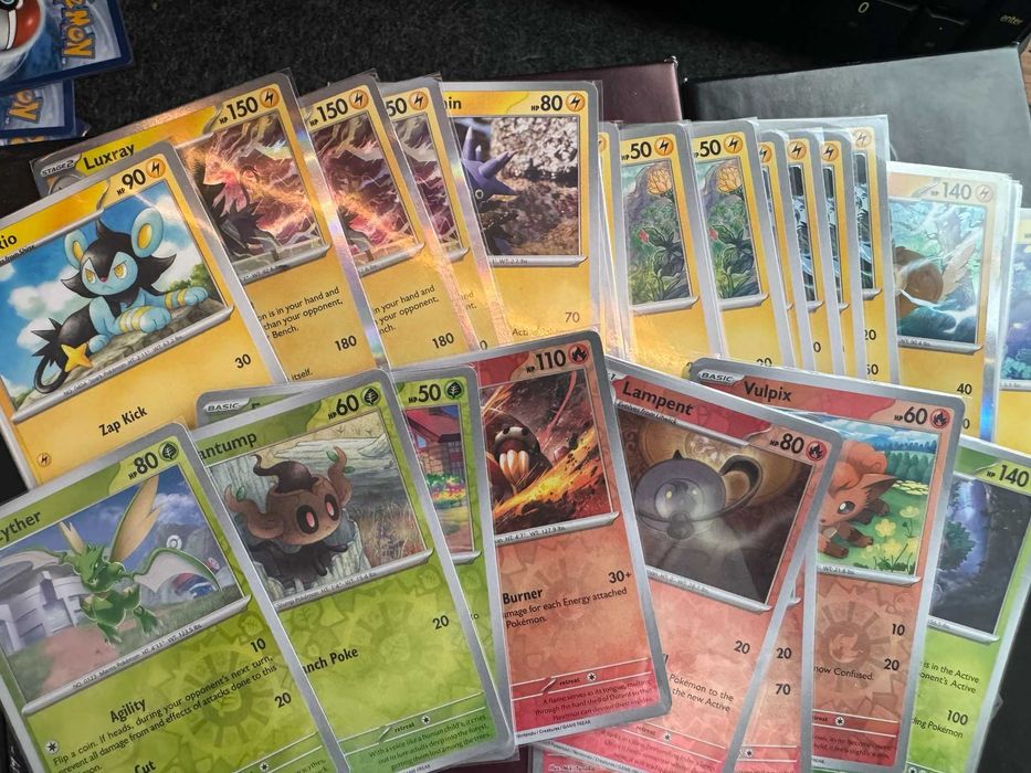 Pokemon TCG Bulk Set 100 carti rare si holo din set OBF, PAL, 151, PRE