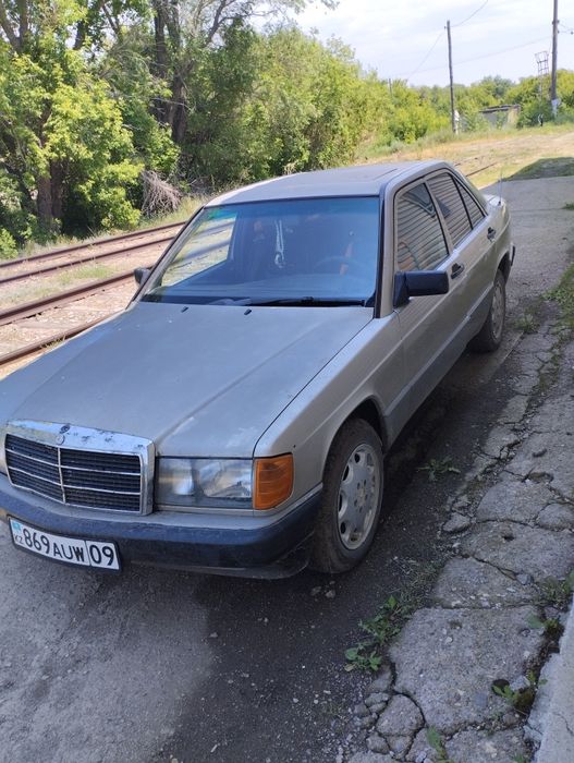 Мерс 190 без движка