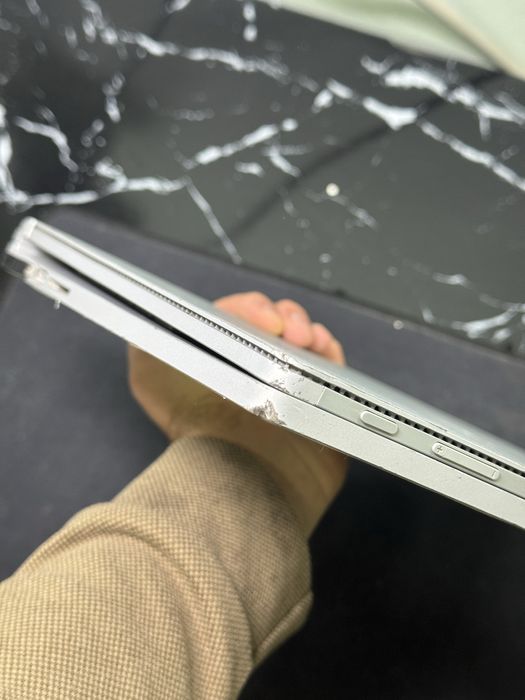 Microsoft surface book 2 gtx 1050 2gb
