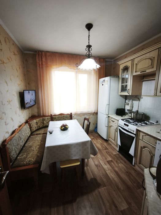 4-комнт кв-ра Бозтаева 40 этаж 3