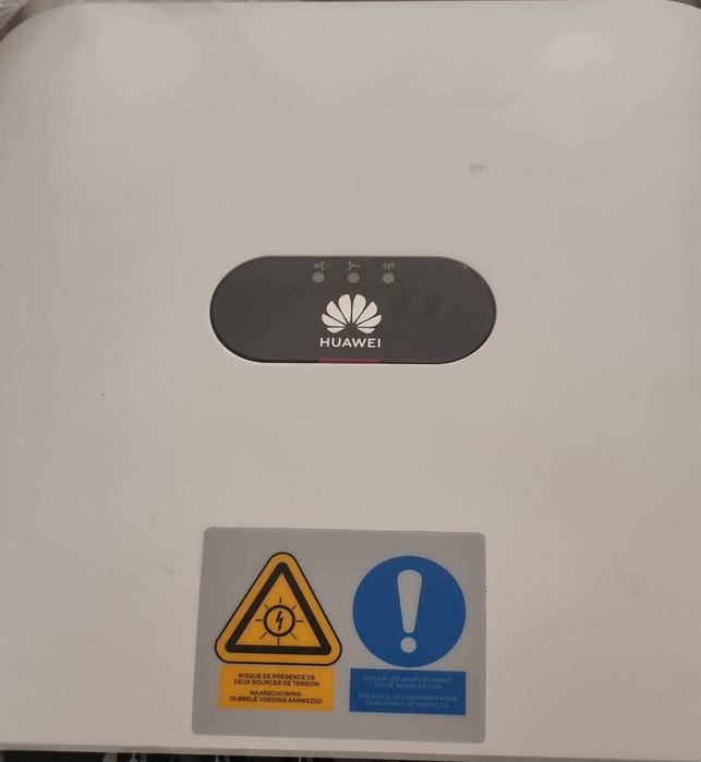 Invertor panouri fotovoltaice