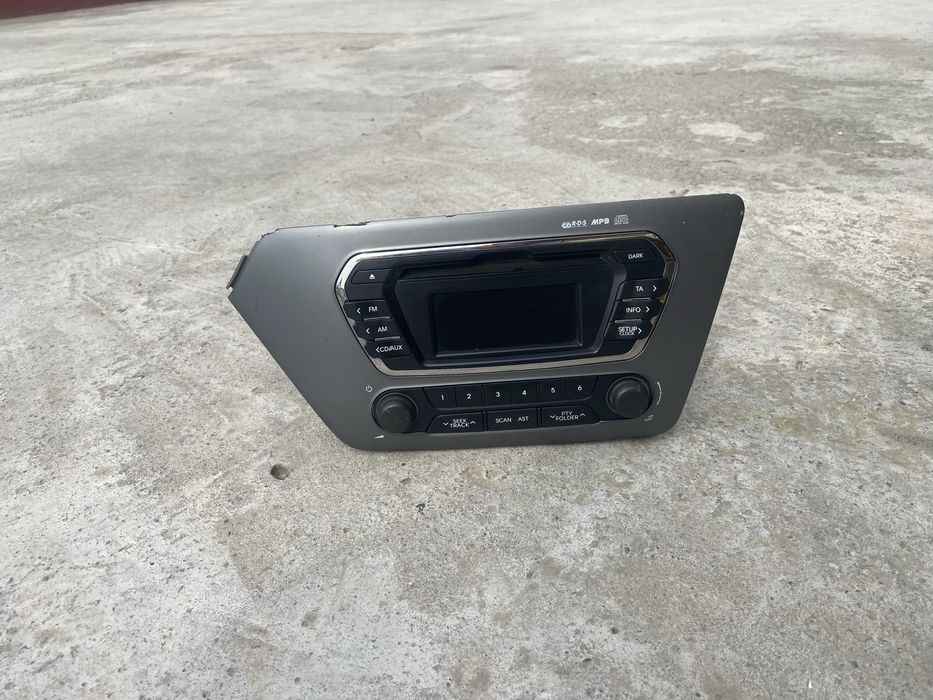 Магнитофон для авто Kia Rio