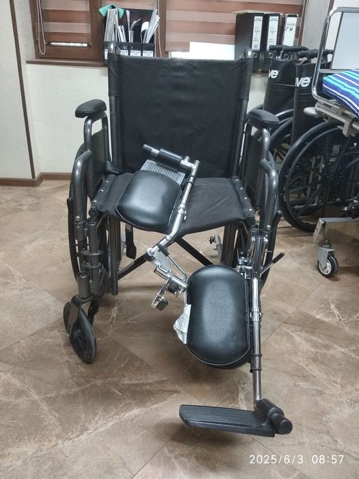 Кресло-каталка (б/у)