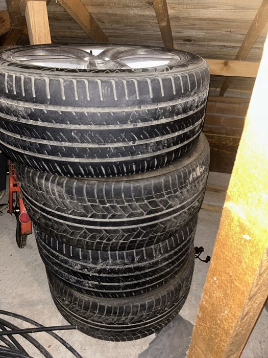 Джанти 19ки с Гуми 275/45. От VW Touareg