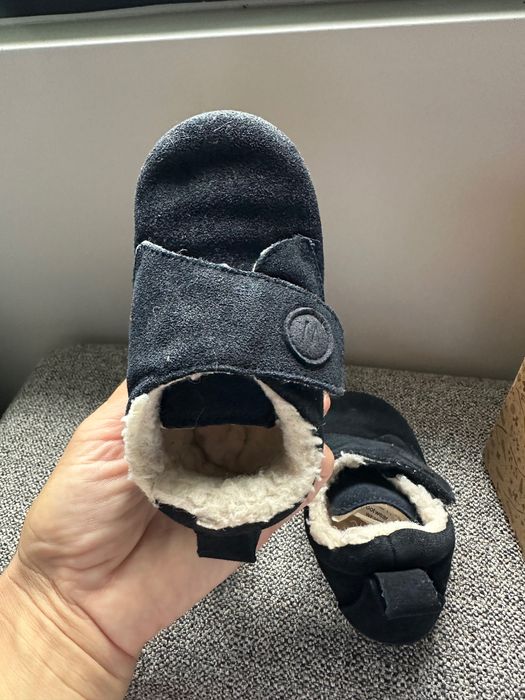 Пантофи / топлинки за бебе вълна  Wheat taj wool размер 21