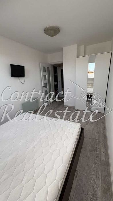 Дава се под наем Двустаен апартамент в Варна, Център - 55 кв.м за 428.91 € - Снимка #3