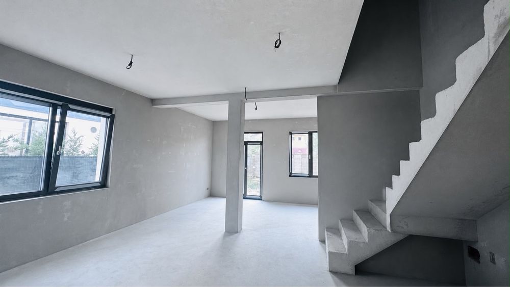 Proprietar, Vand1/2 duplex