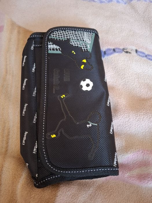 Пенал для канцелярии