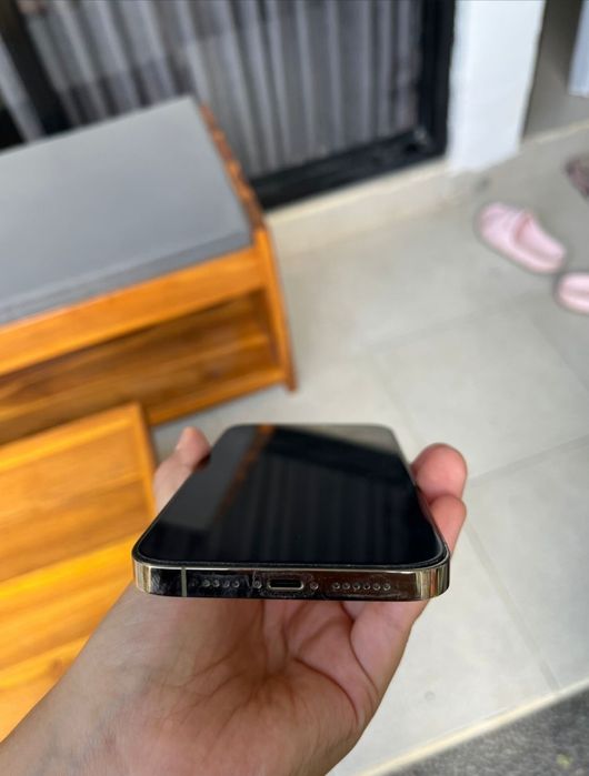 IPhone 14 pro Max 256 гб ёмкость 83