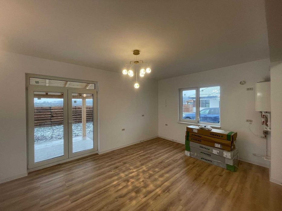 Casa Parter Finisata + Mansarda  - Tamasi - Corbeanca  175 000 + tva