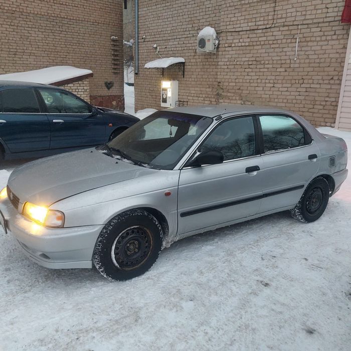 Suzuki baleno 1995 года