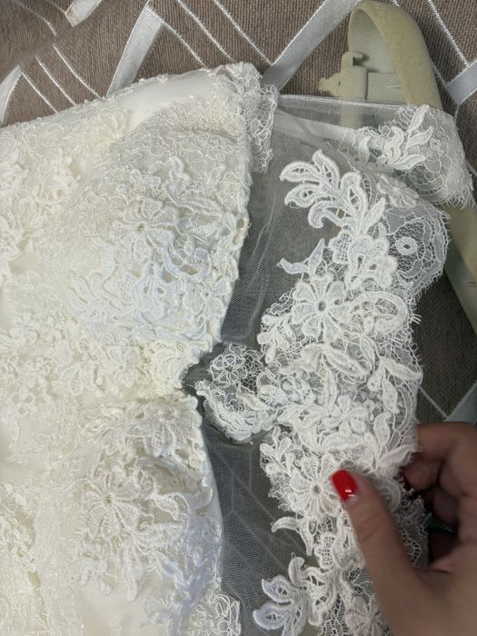 Продам свадебное платье для миниатюрной девушки