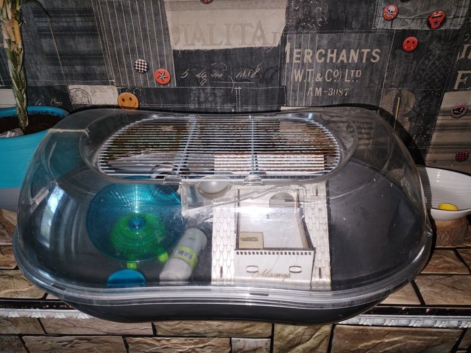 Продам клетку для хомяков