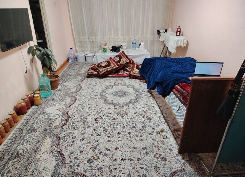 Квартира продаётся Чиланзар 6 квартал 3/3/4 балкон 2*6 ор. Парус