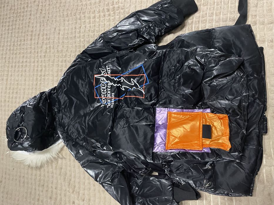 Продам зимнию куртку на девочку