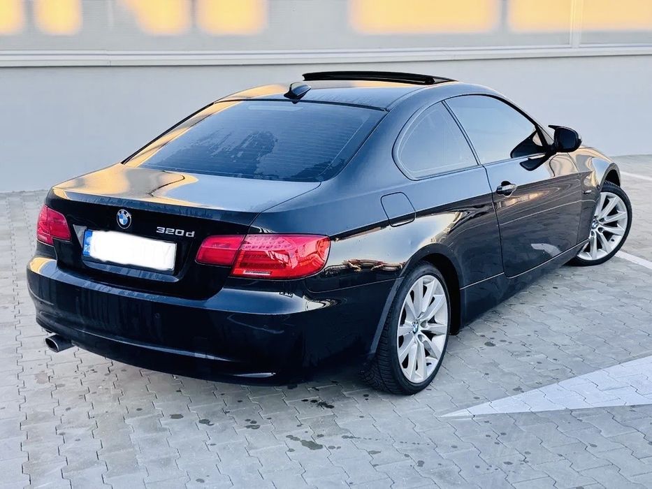 BMW e92 coupe 2011