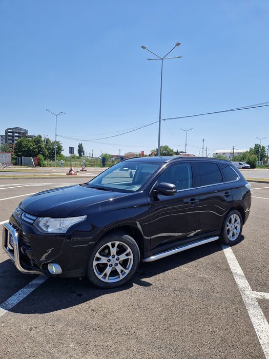 MITSUBISHI Outlander 2013