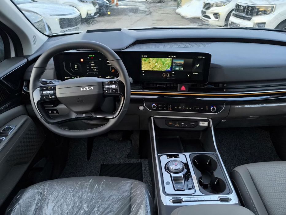 Новый Киа Карнивал 2026 для поездок по солнечному Узбекистану Круглосу