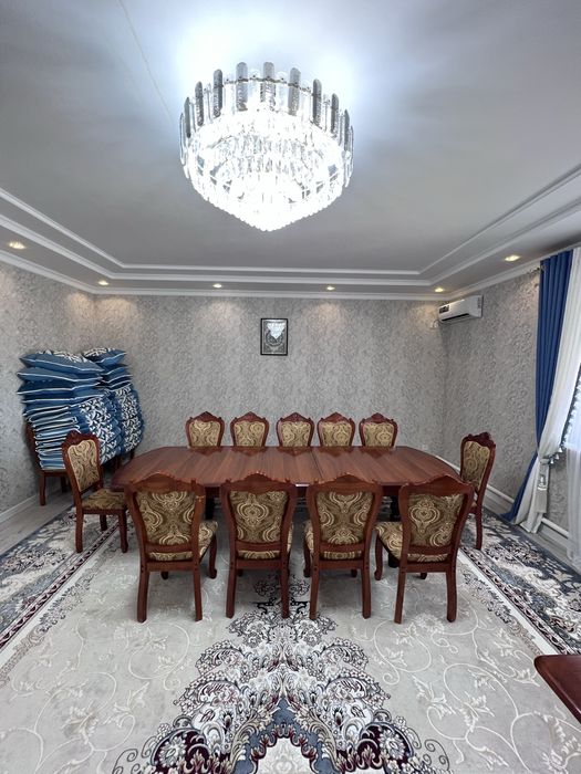 Қонақ күтетін стол орыныдықтармен