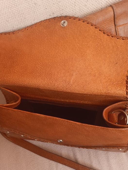 Кожени чанти-стари