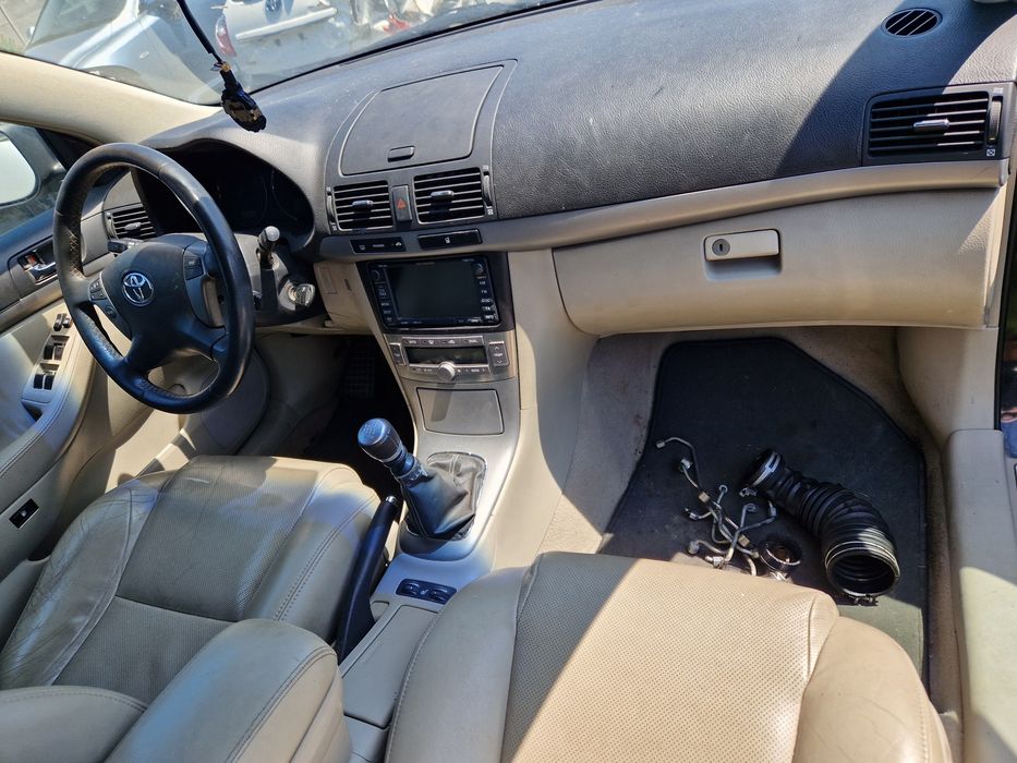 Dezmembrez Toyota Avensis T25 2003-2009 2.2 Dcat 177 cp