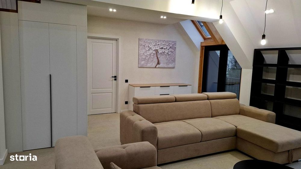 OPORTUNITATE- De vanzare penthouse finisat , mobilat/utilat